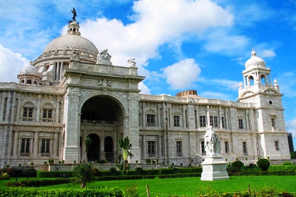 Victoria Memorial in Calcutta, Day tours of India, ReadyClickAndGo