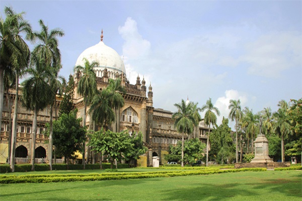 Visit prince of wales musuem on a day tour of Mumbai with ReadyClickAndGo