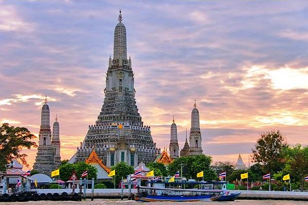 day_tour_bangkok_wat_arun_readyclickandgo