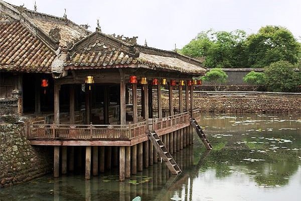 Day tour in Hue Vietnam